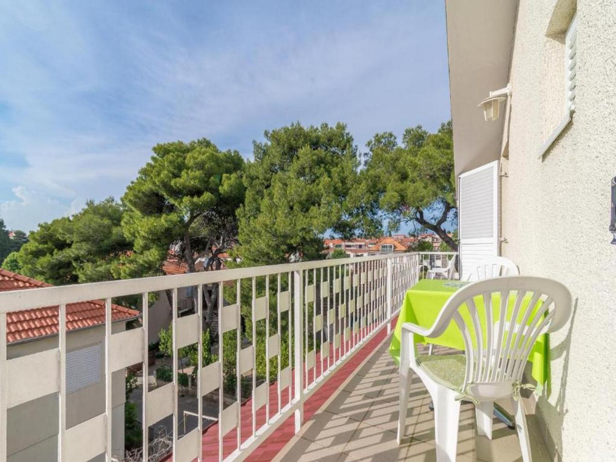 Apartmani Lucia Biograd Biograd Na Moru Exteriör bild