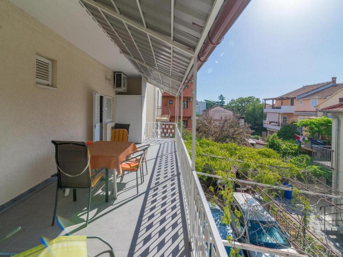 Apartmani Lucia Biograd Biograd Na Moru Exteriör bild